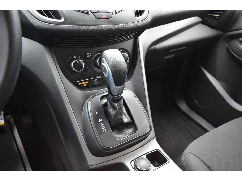 Ford Escape S FWD 2015