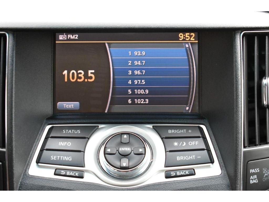 Nissan Maxima SV 2011