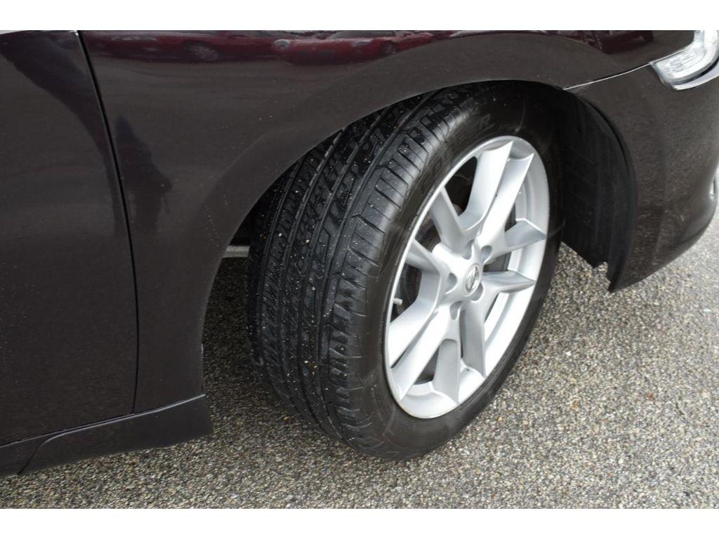 Nissan Maxima SV 2011