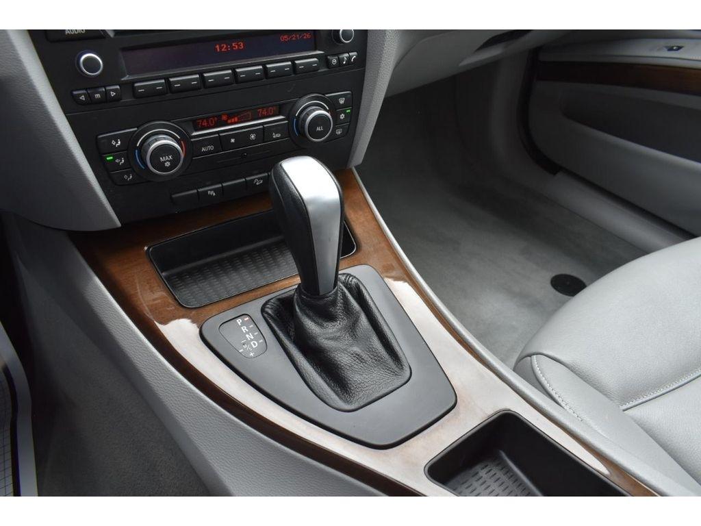 BMW 3-Series 335i xDrive 2011