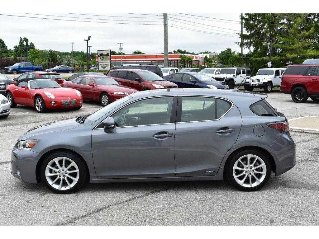 Lexus CT 200h Hybrid 4D Premium Sedan 2013