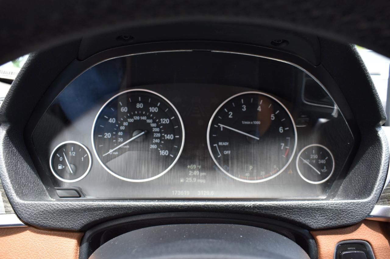 BMW 3-Series 328i xDrive Sedan 2013