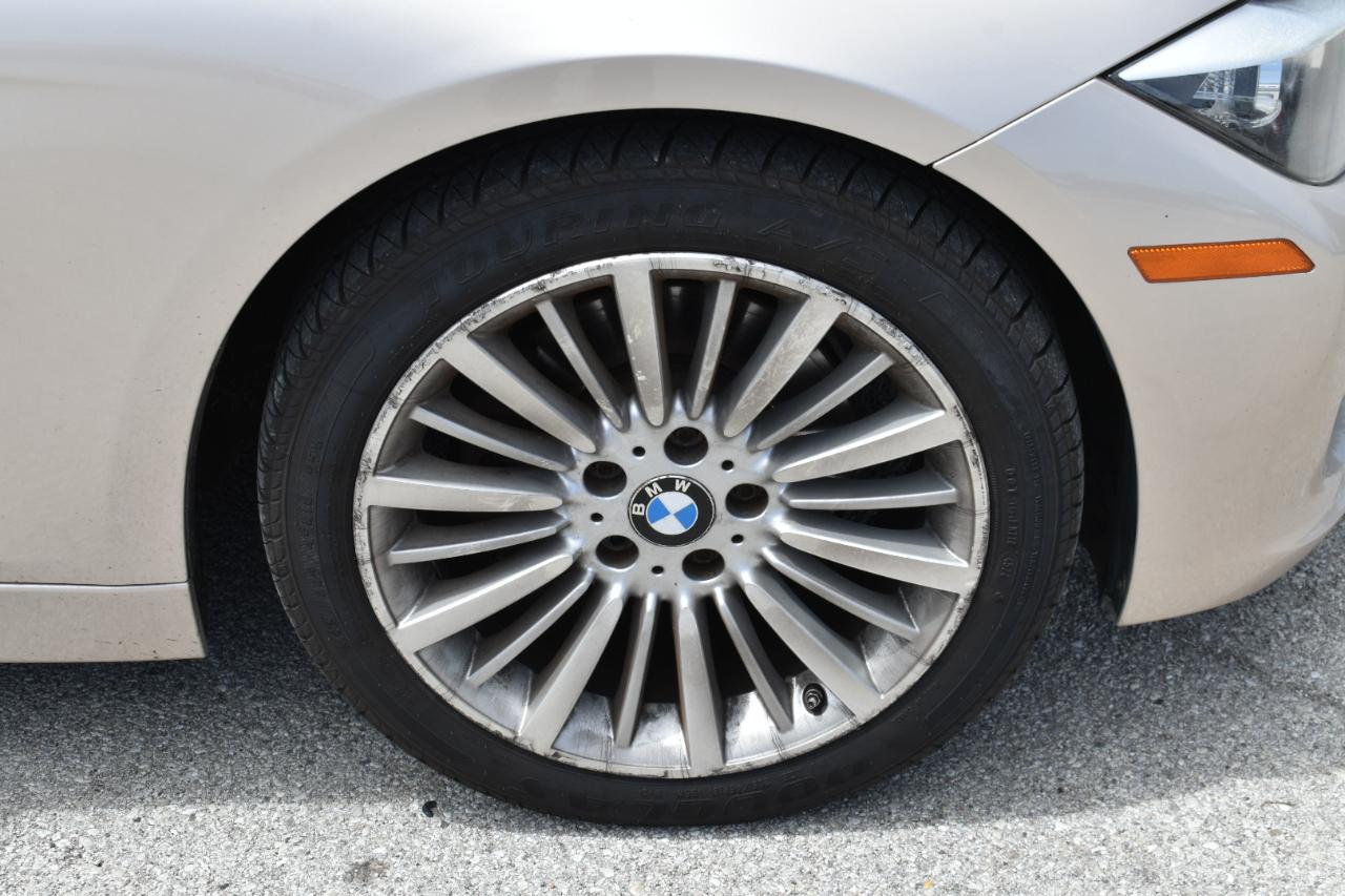 BMW 3-Series 328i xDrive Sedan 2013