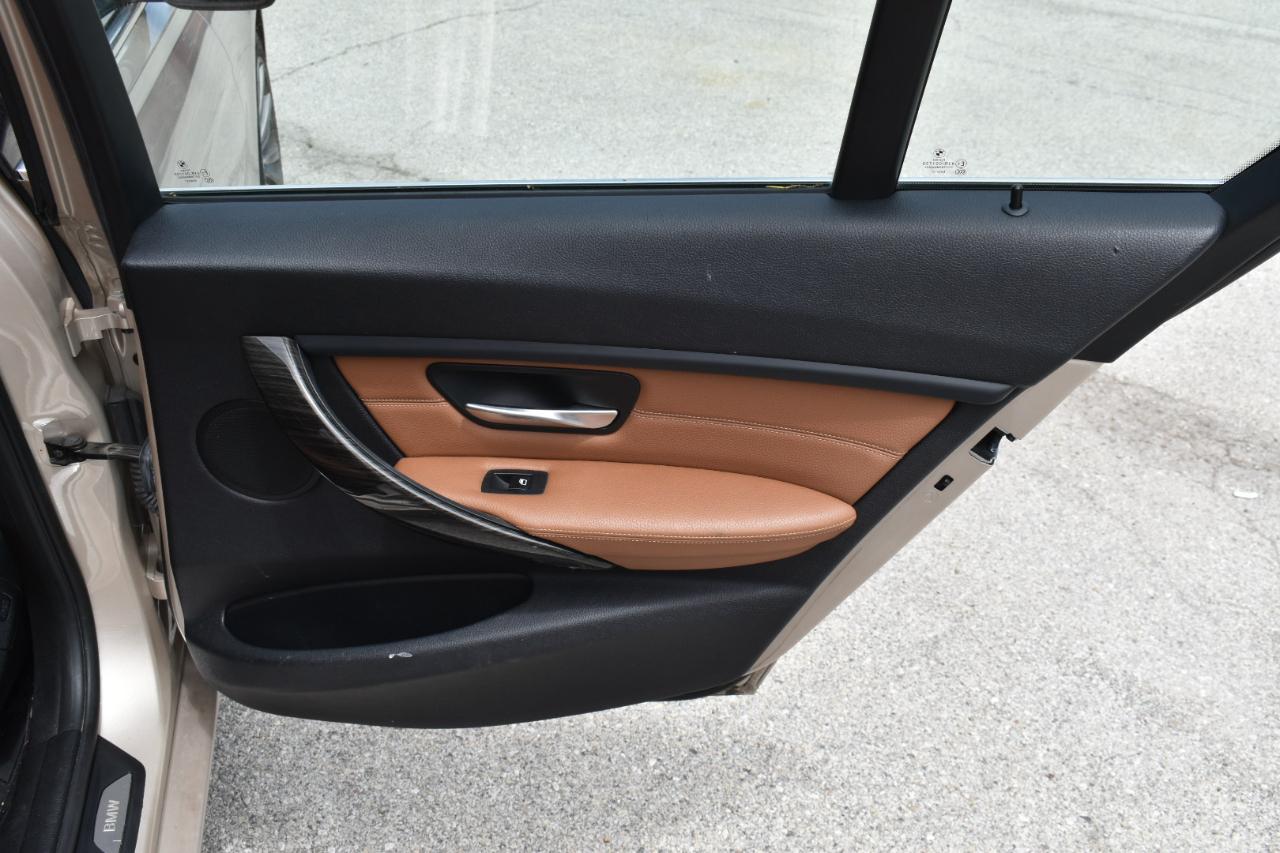 BMW 3-Series 328i xDrive Sedan 2013