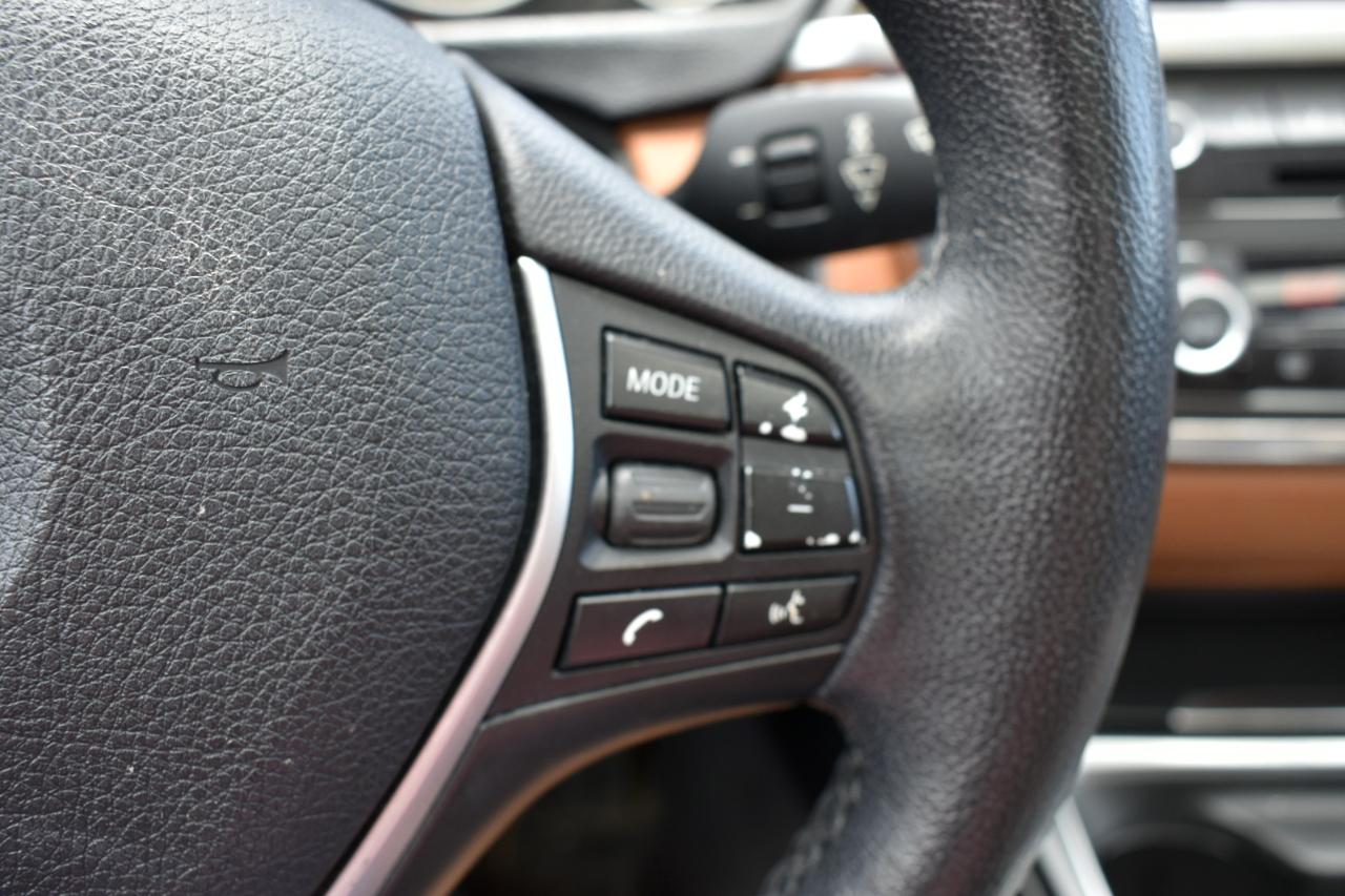 BMW 3-Series 328i xDrive Sedan 2013