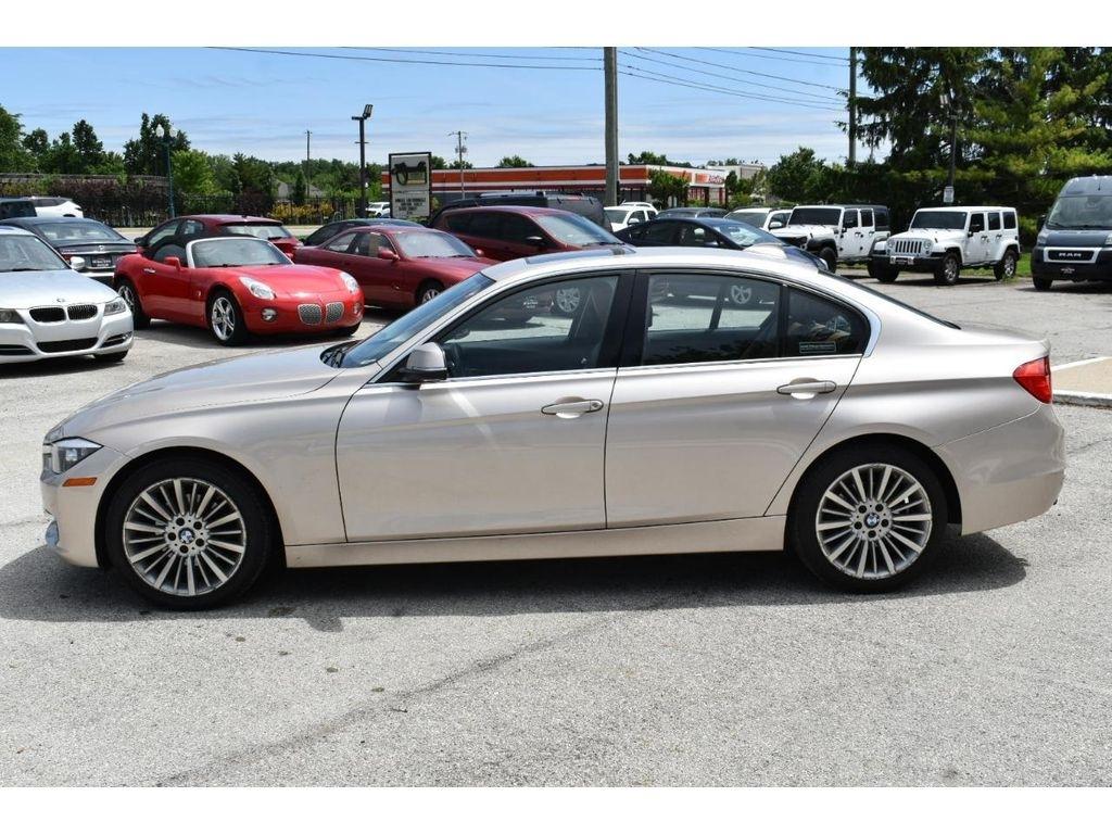 BMW 3-Series 328i xDrive Sedan 2013