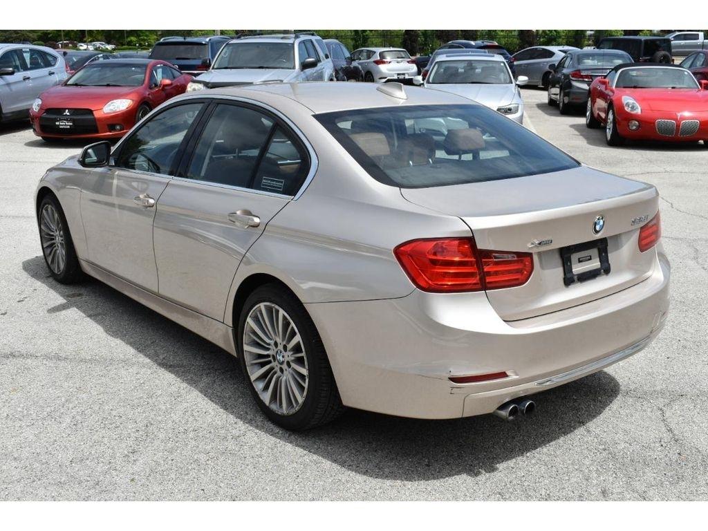BMW 3-Series 328i xDrive Sedan 2013