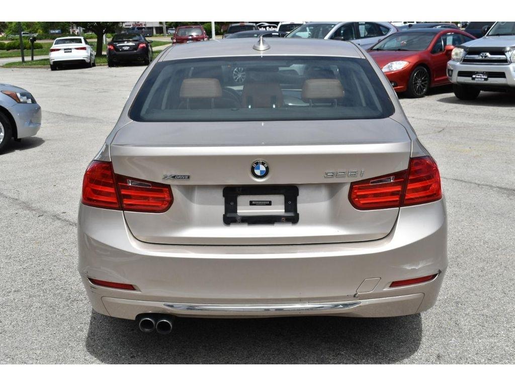 BMW 3-Series 328i xDrive Sedan 2013