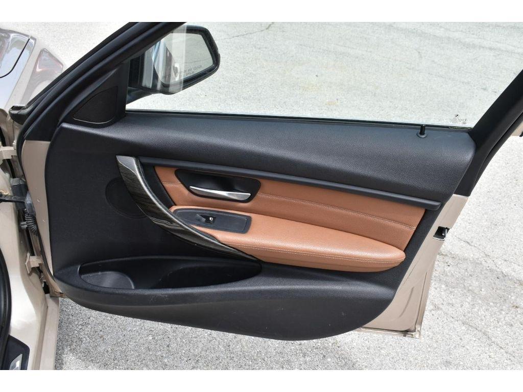 BMW 3-Series 328i xDrive Sedan 2013