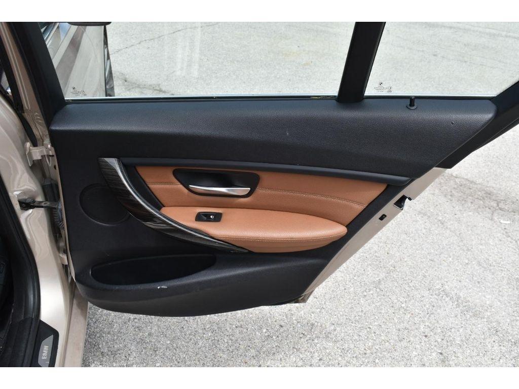 BMW 3-Series 328i xDrive Sedan 2013