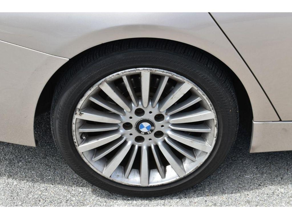 BMW 3-Series 328i xDrive Sedan 2013
