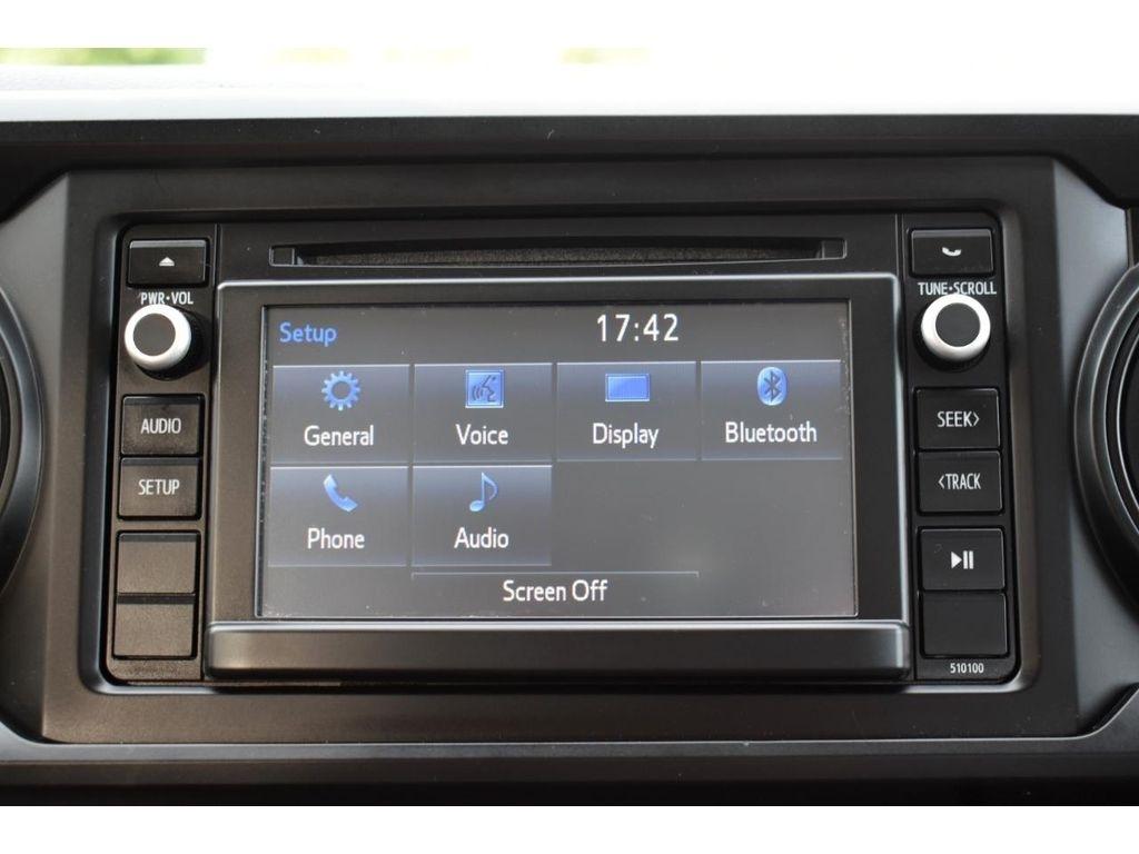Toyota Tacoma SR5 Access Cab I4 6AT 4WD 2017