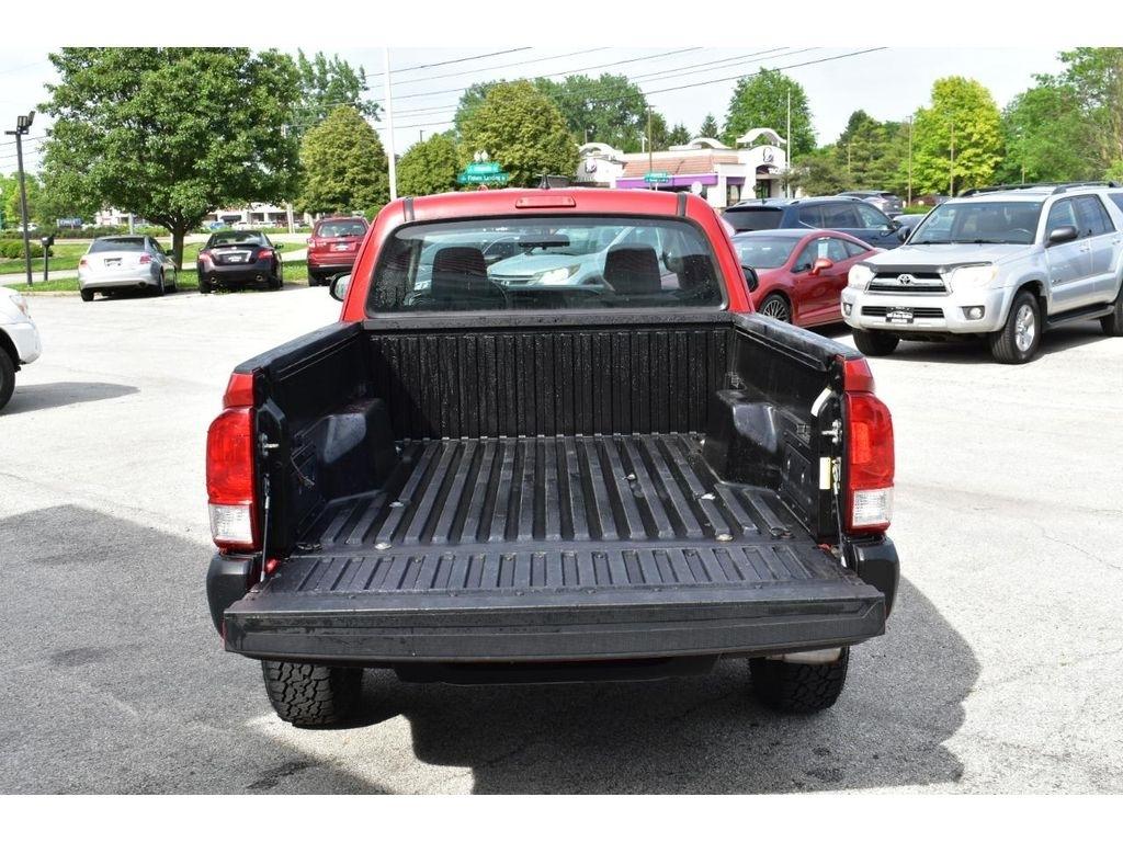 Toyota Tacoma SR5 Access Cab I4 6AT 4WD 2017