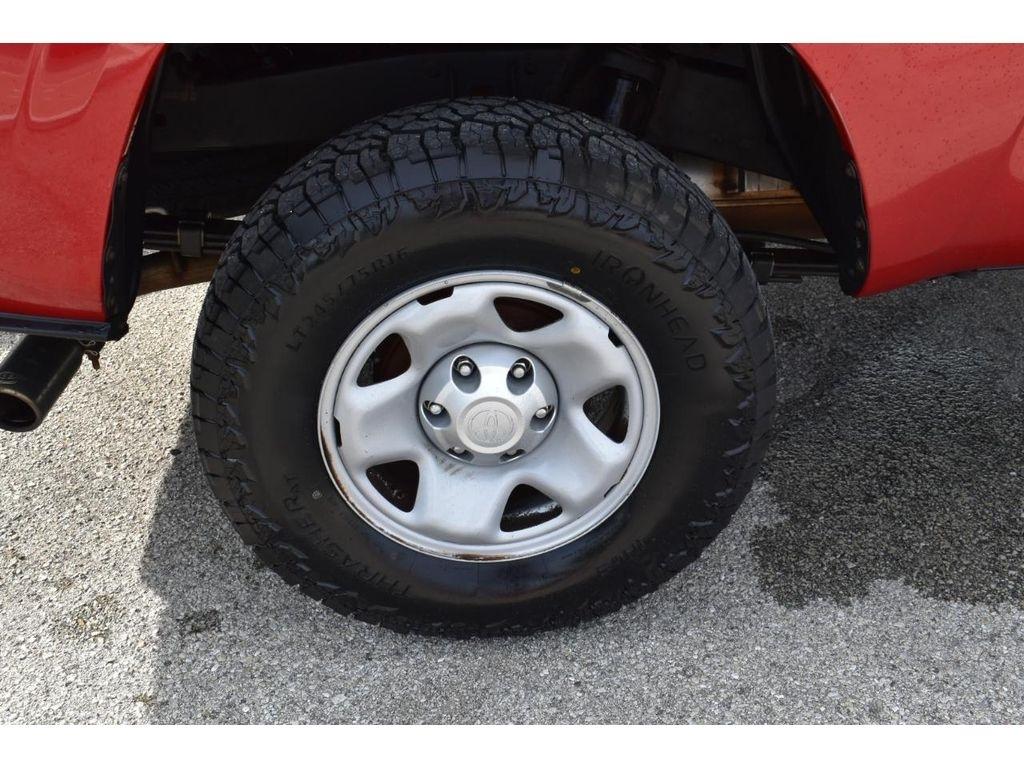 Toyota Tacoma SR5 Access Cab I4 6AT 4WD 2017