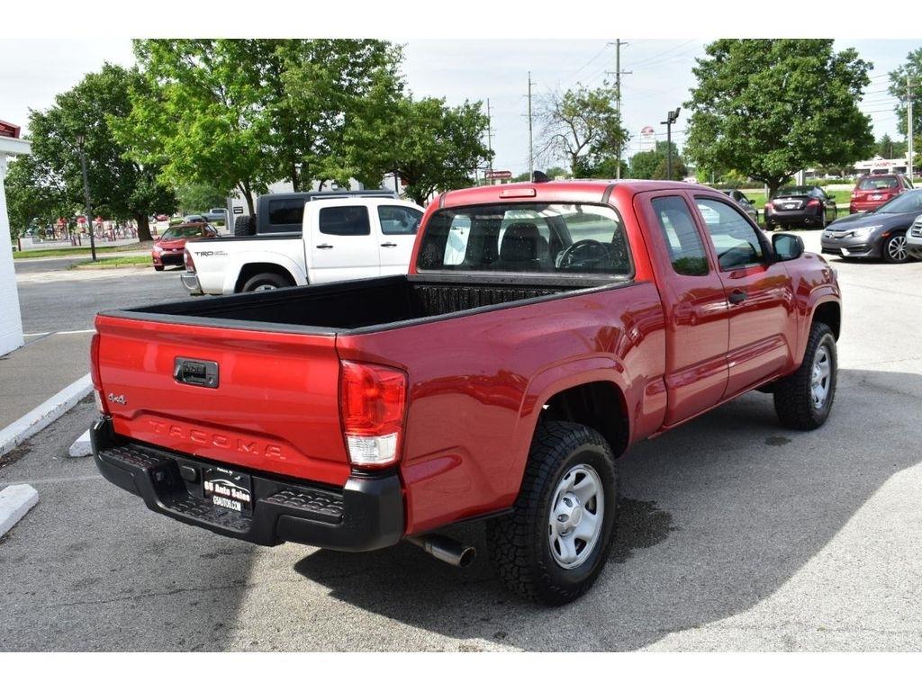Toyota Tacoma SR5 Access Cab I4 6AT 4WD 2017