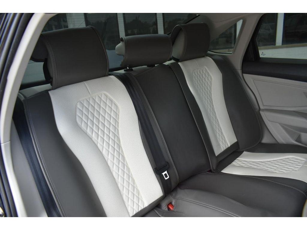 Volkswagen Jetta 1.4T S 6M 2020