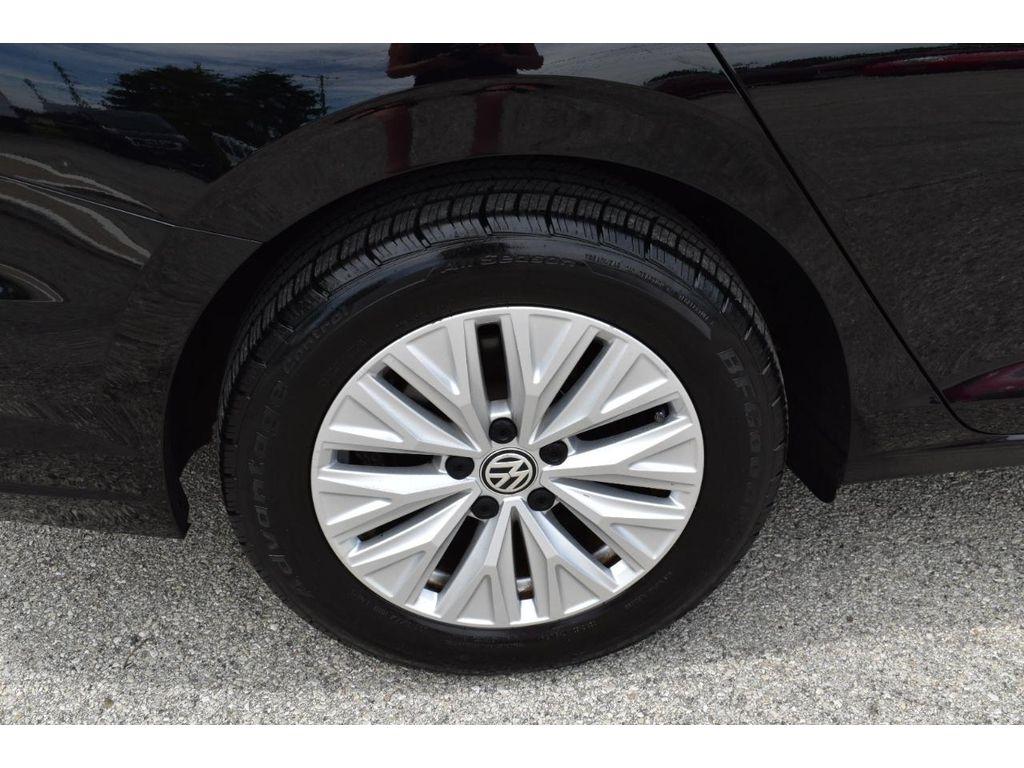 Volkswagen Jetta 1.4T S 6M 2020