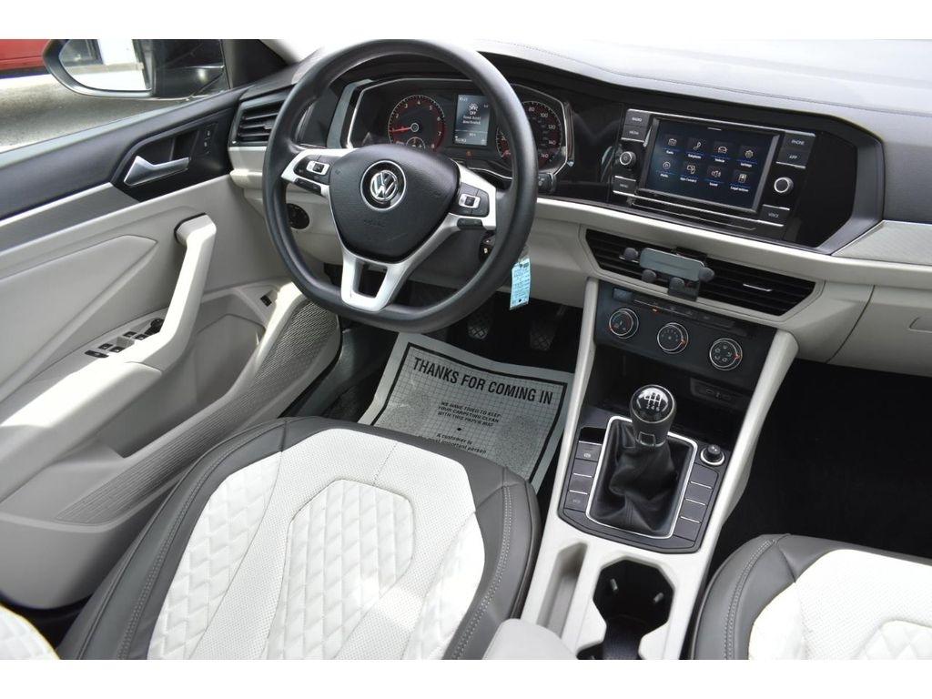 Volkswagen Jetta 1.4T S 6M 2020