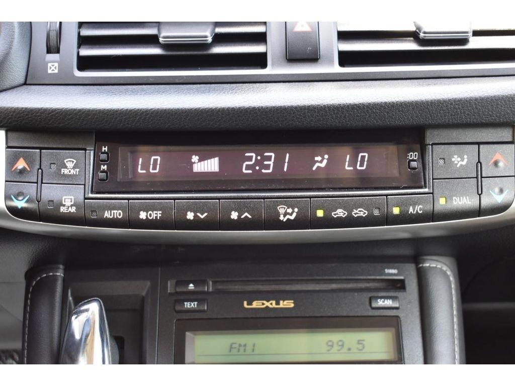 Lexus CT 200h Premium 2011