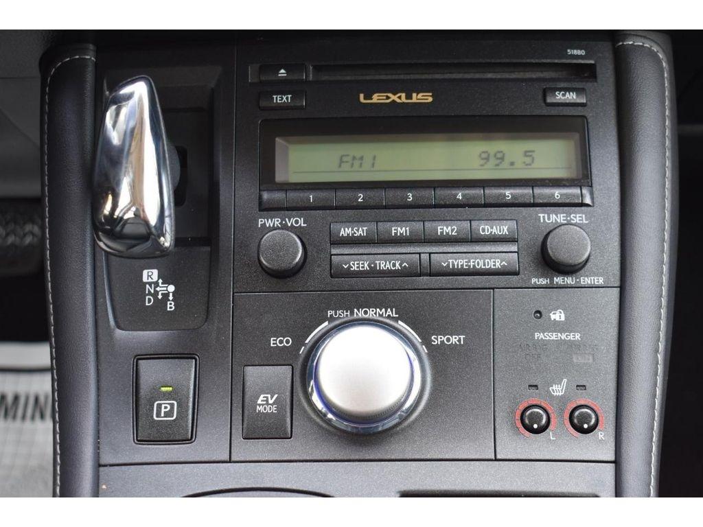Lexus CT 200h Premium 2011