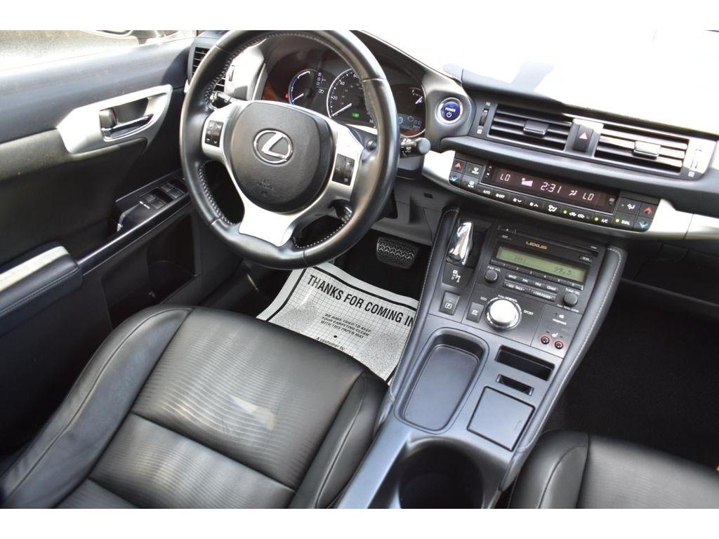 Lexus CT 200h Premium 2011