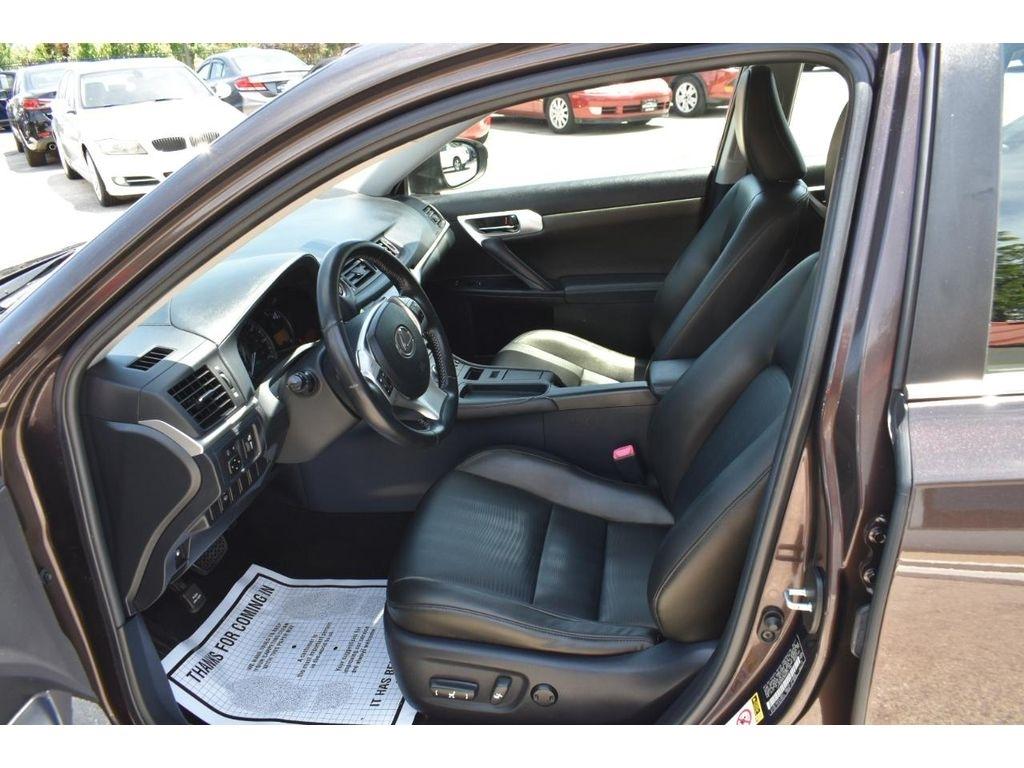 Lexus CT 200h Premium 2011