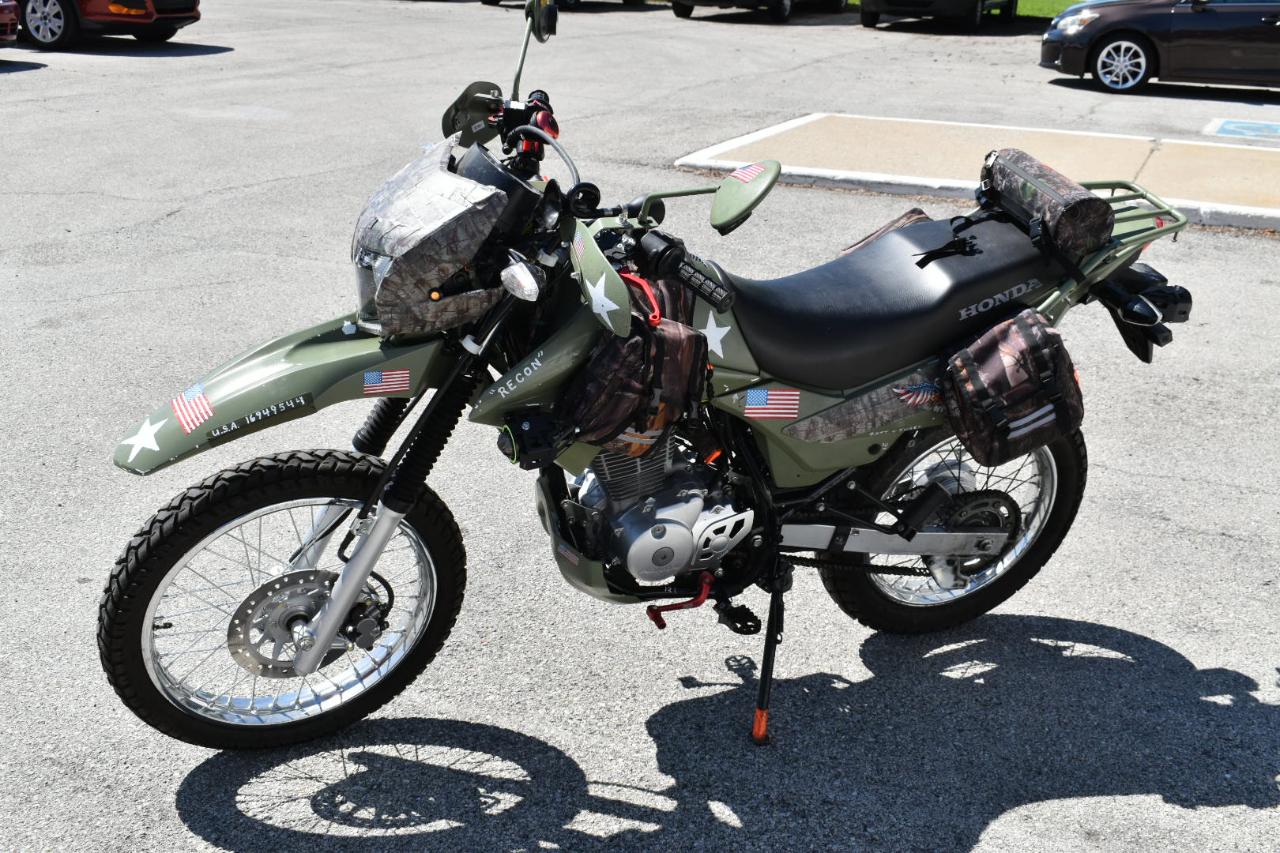 Honda XR150L  2023