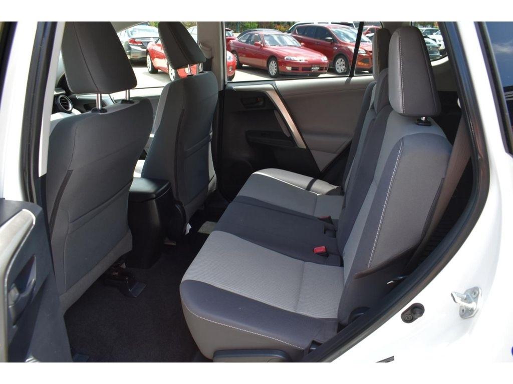 Toyota RAV4 XLE AWD 2013