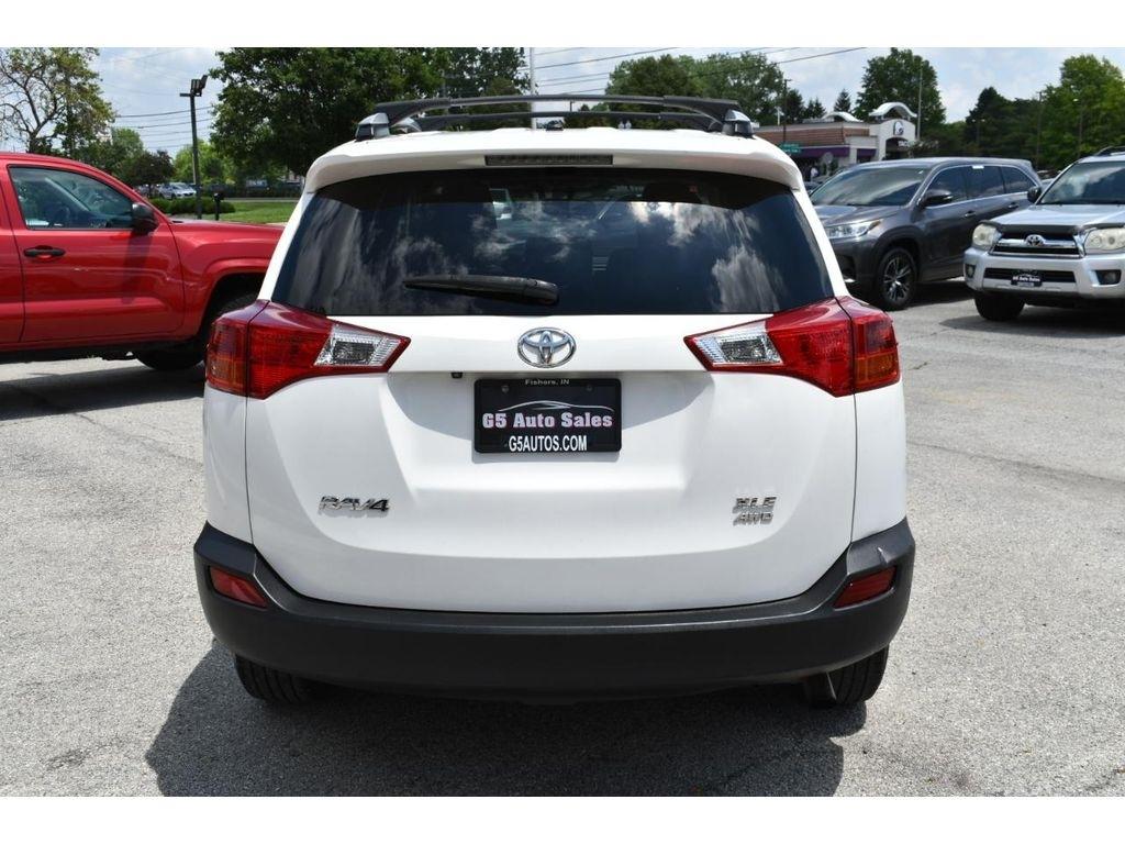 Toyota RAV4 XLE AWD 2013