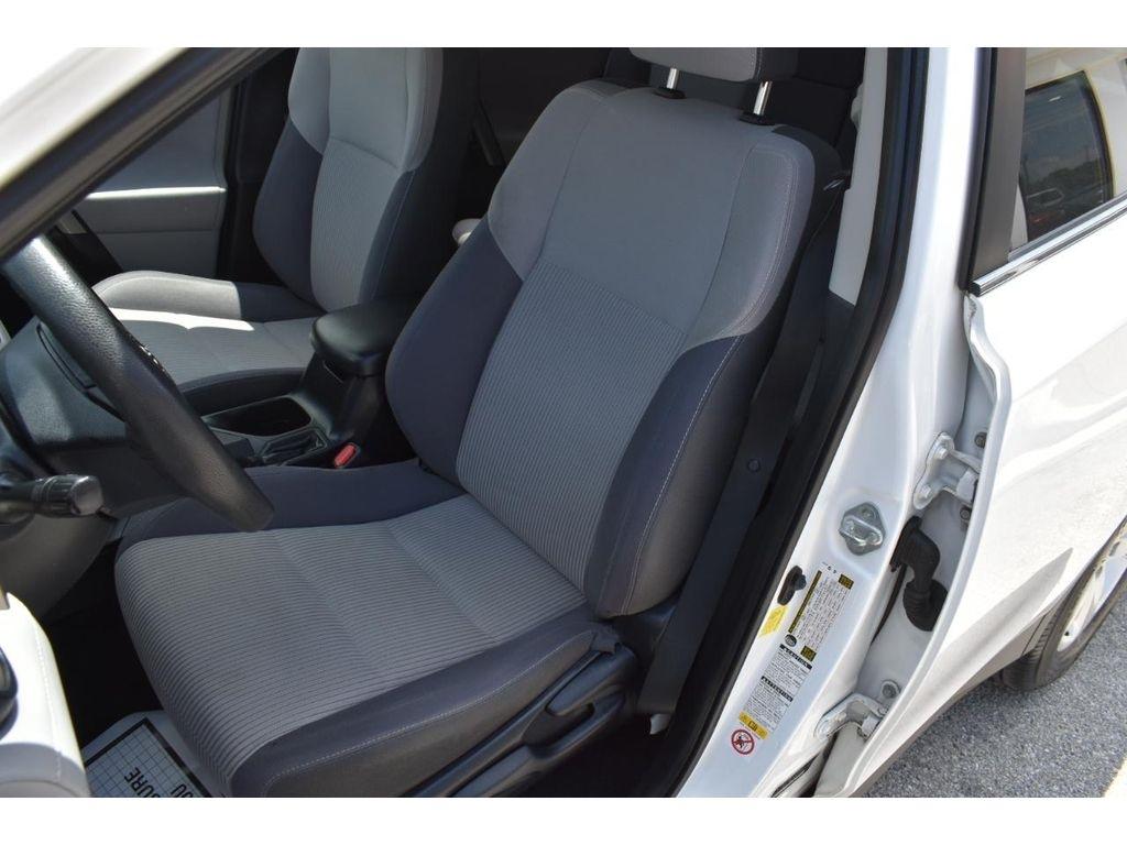 Toyota RAV4 XLE AWD 2013