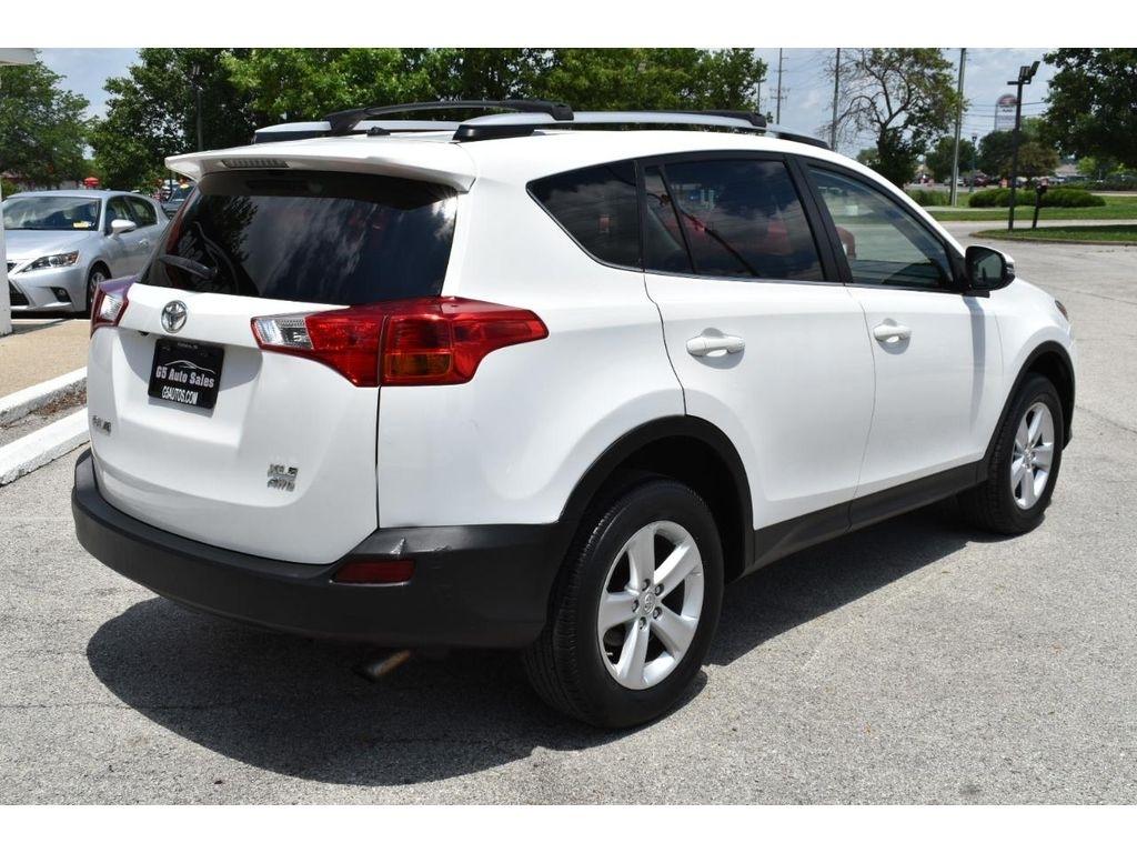 Toyota RAV4 XLE AWD 2013