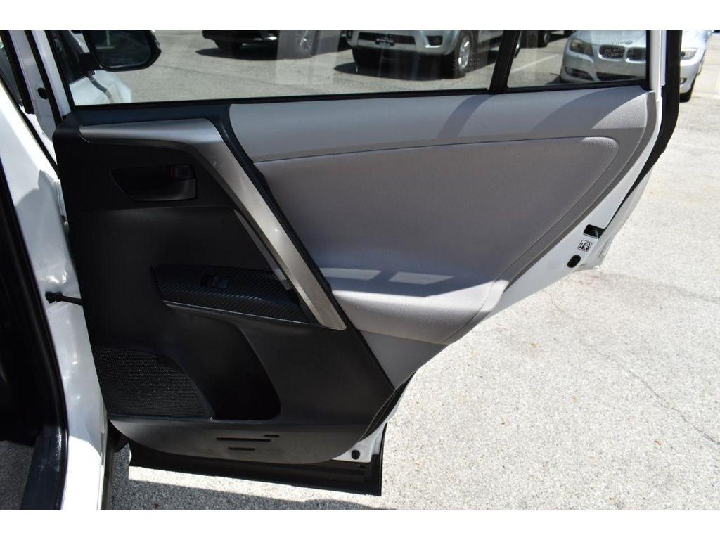 Toyota RAV4 XLE AWD 2013