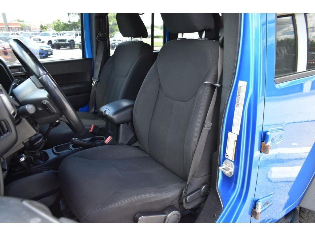 Jeep Wrangler Unlimited Sport 4WD 2015