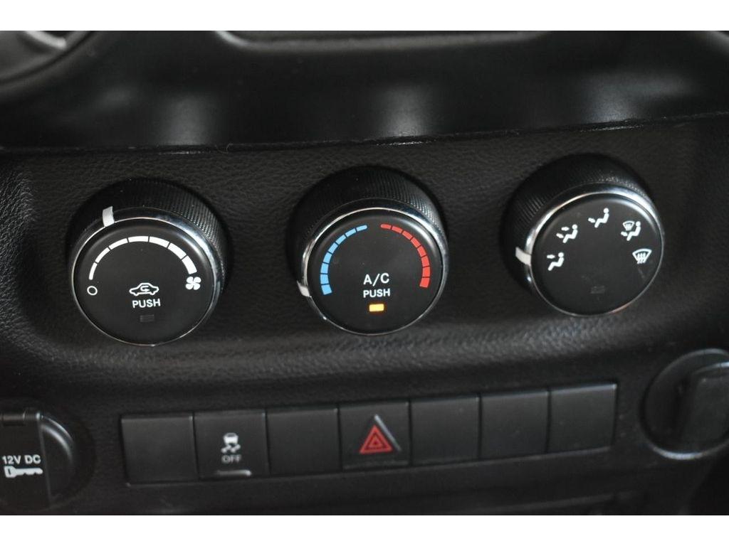 Jeep Wrangler Unlimited Sport 4WD 2015