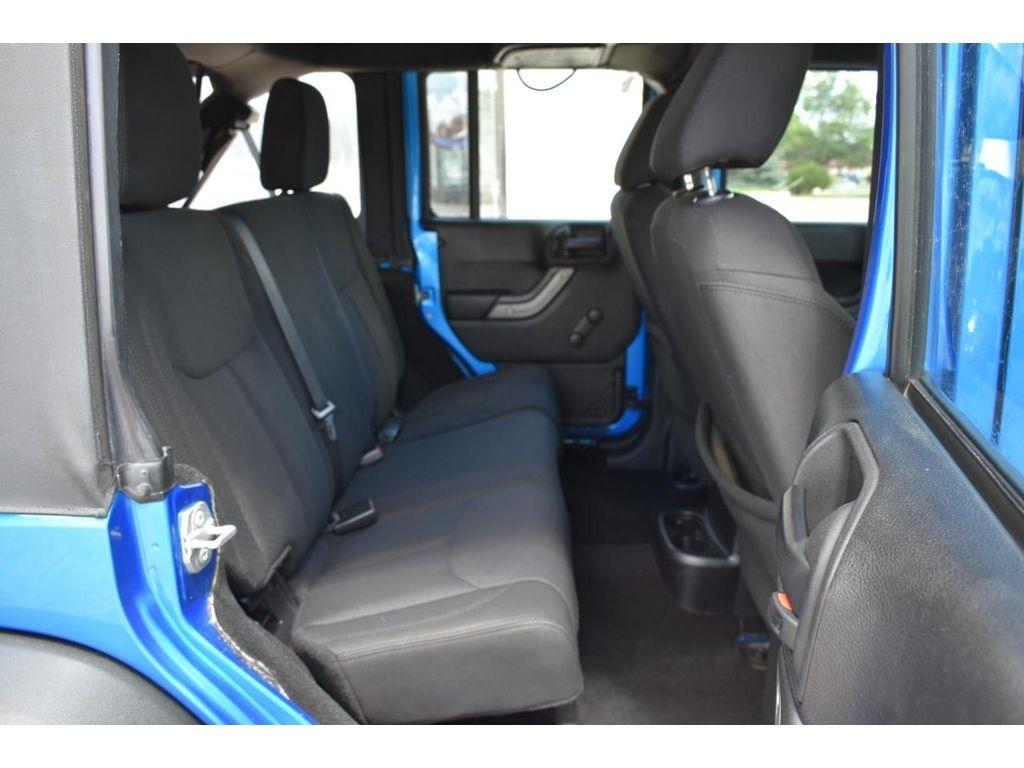 Jeep Wrangler Unlimited Sport 4WD 2015