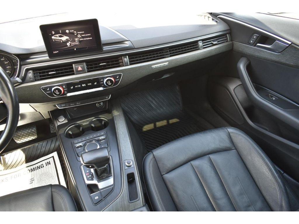 Audi A4 2.0 TFSI Premium quattro 7A 2019