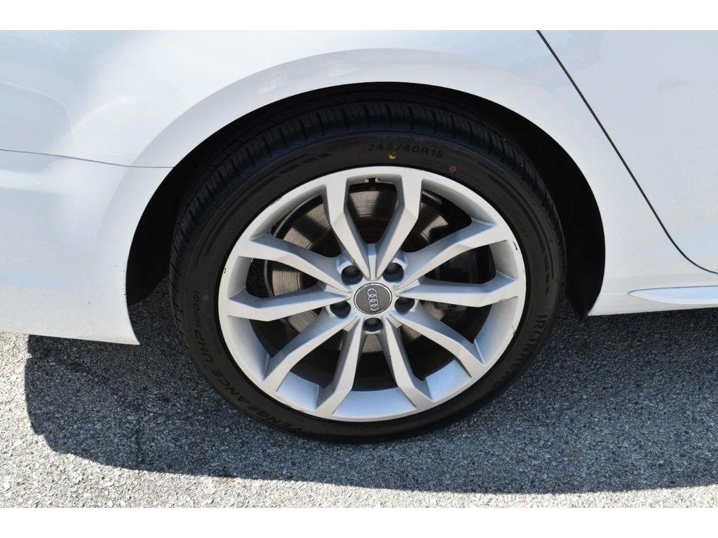 Audi A4 2.0 TFSI Premium quattro 7A 2019