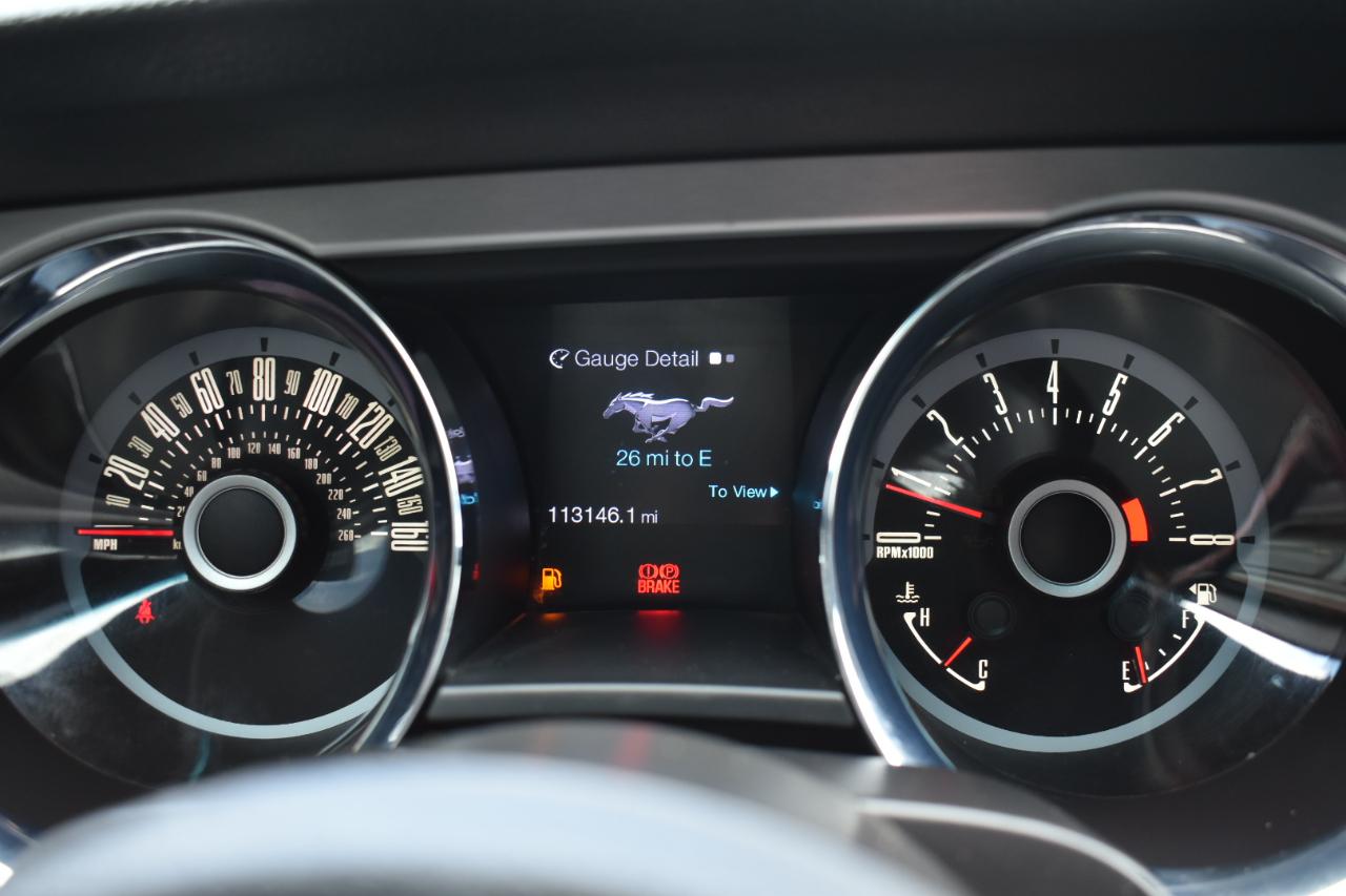 Ford Mustang GT Premium 2D Coupe 2013