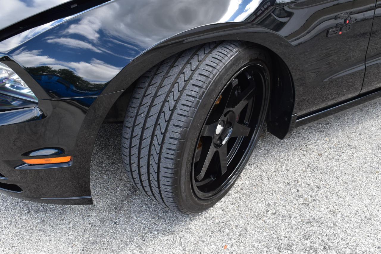 Ford Mustang GT Premium 2D Coupe 2013