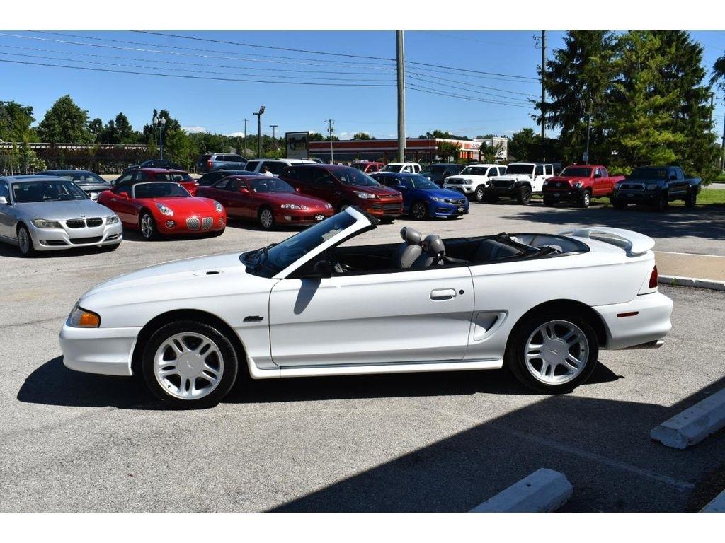 Ford Mustang GT convertible 1996