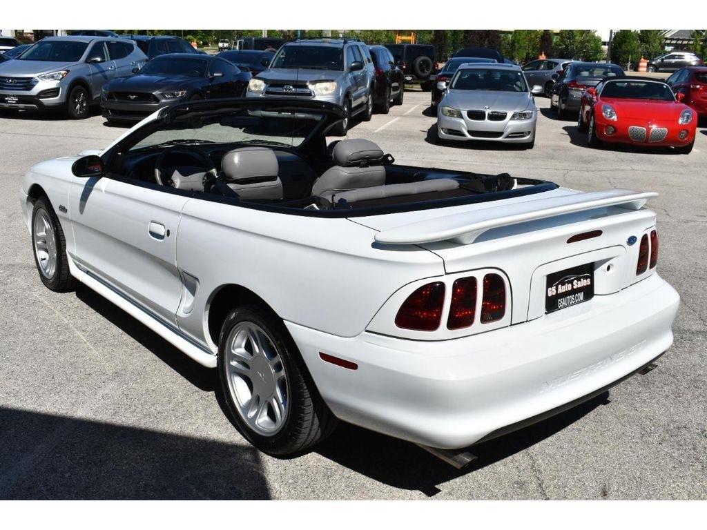 Ford Mustang GT convertible 1996