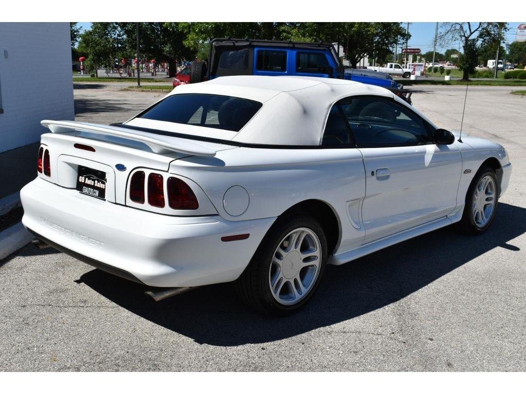 Ford Mustang GT convertible 1996
