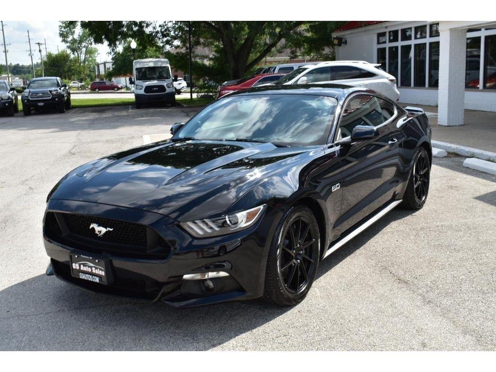 Ford Mustang GT Coupe 2017