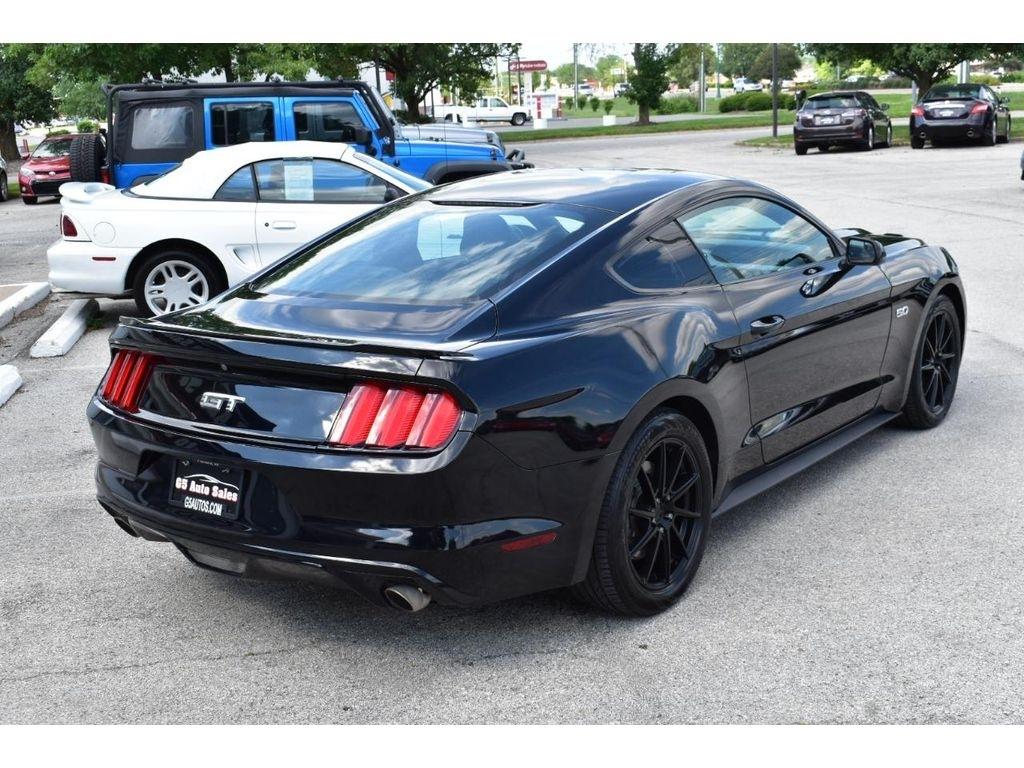 Ford Mustang GT Coupe 2017