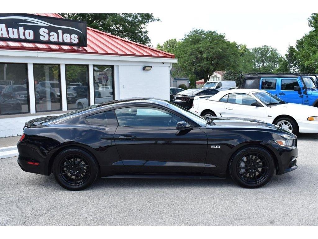 Ford Mustang GT Coupe 2017