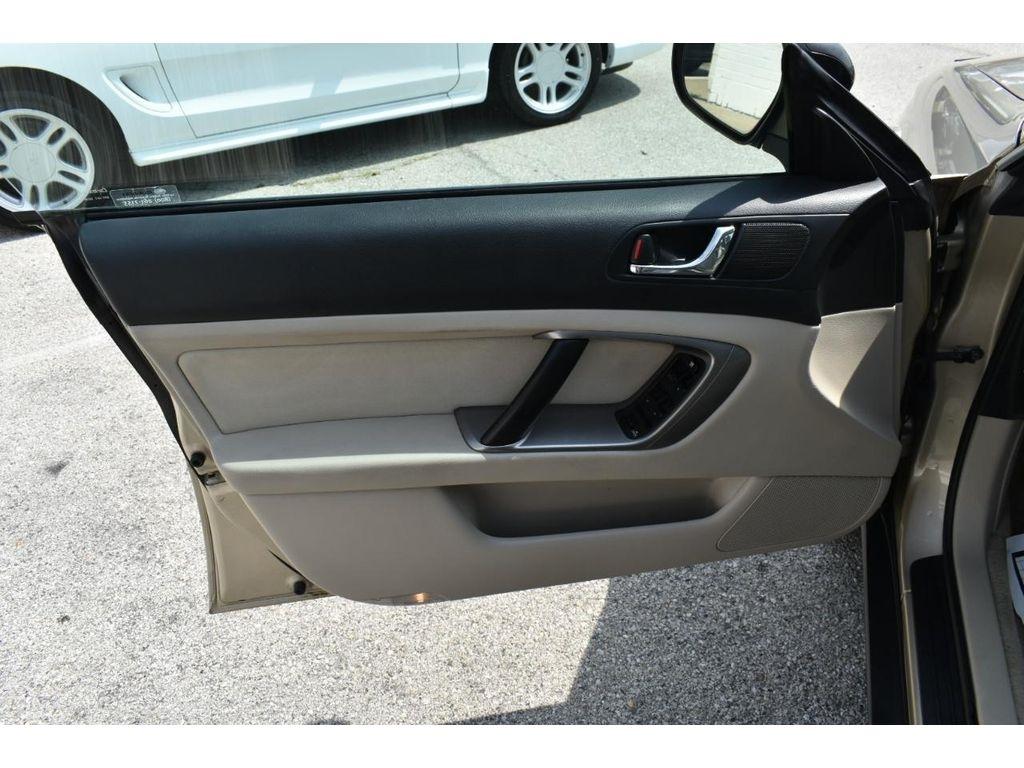 Subaru Outback  2008