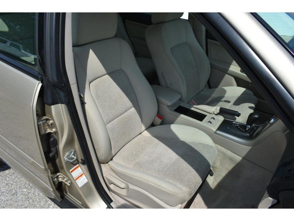 Subaru Outback  2008