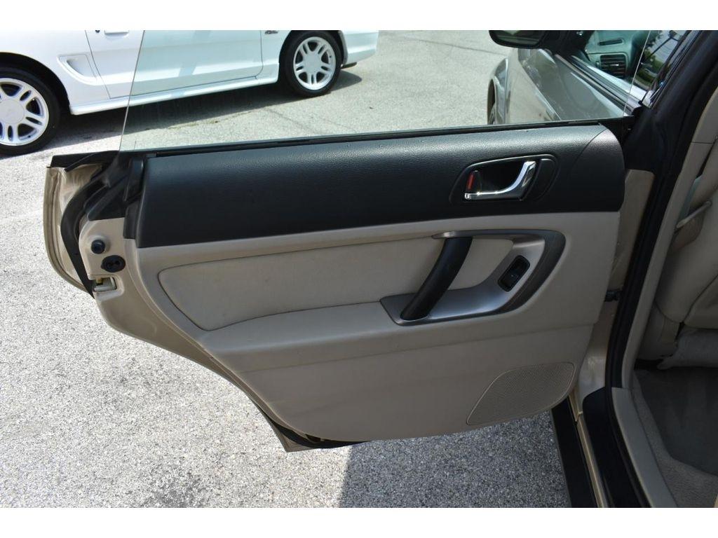 Subaru Outback  2008