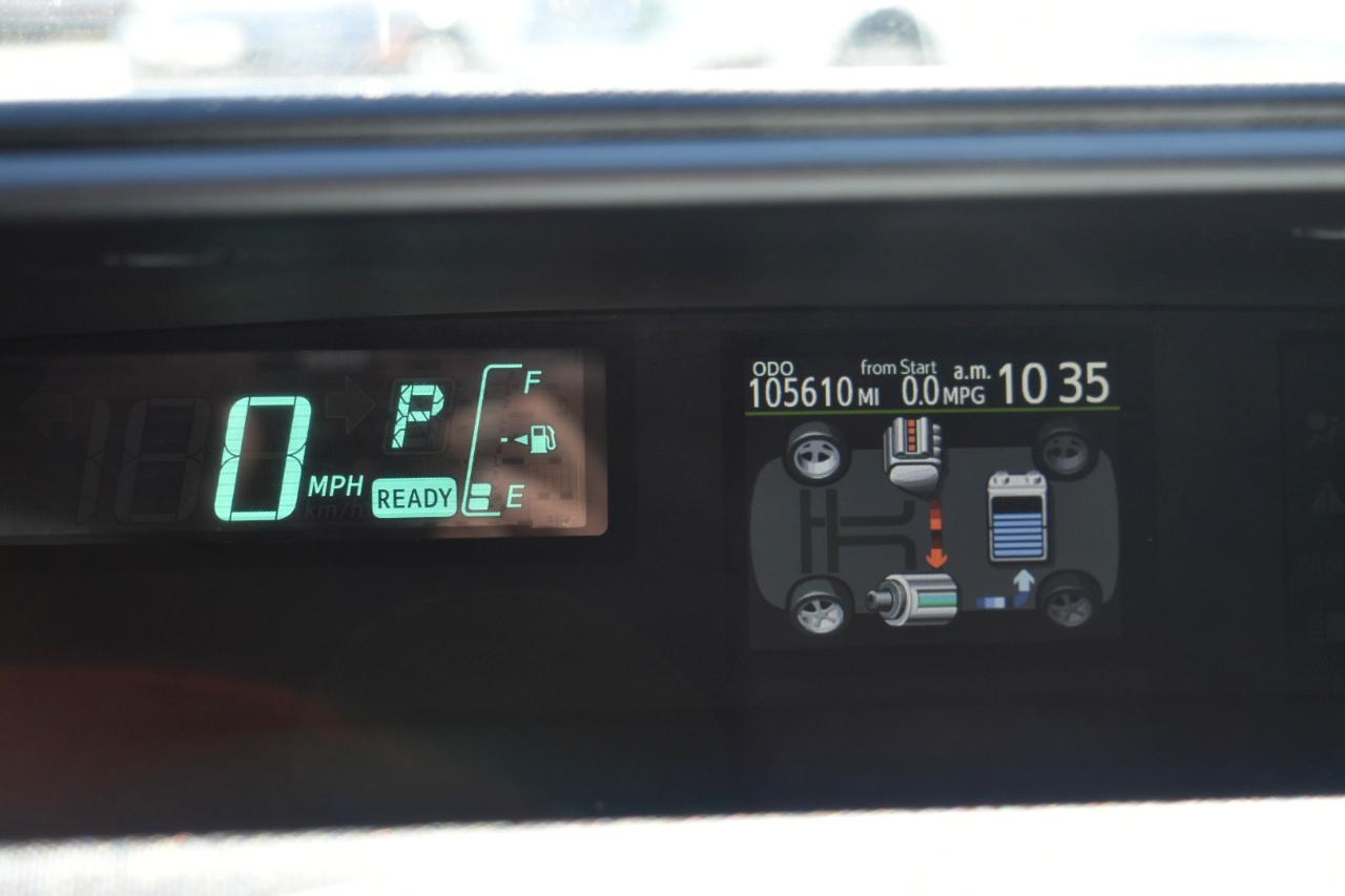 Toyota Prius c Three 2012
