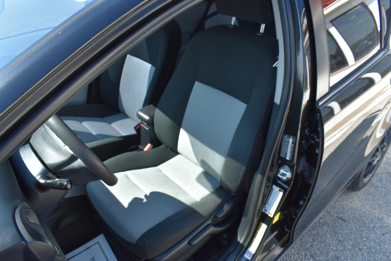 Toyota Prius c Three 2012